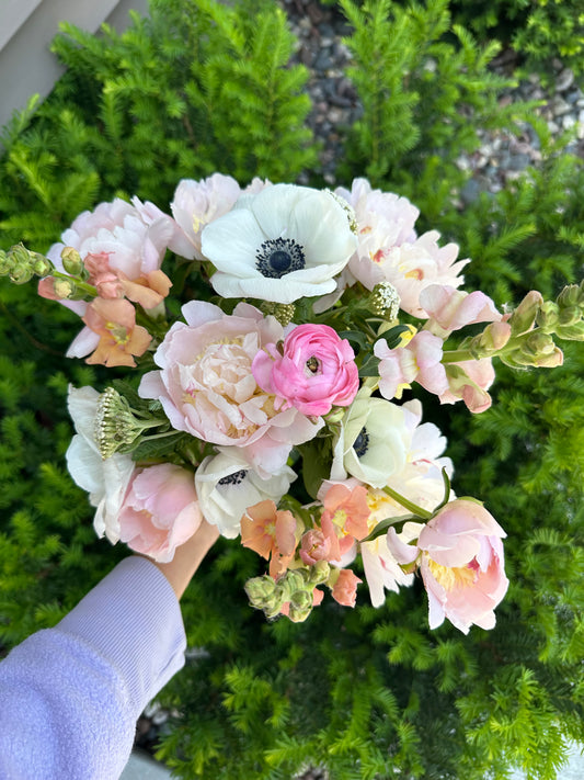 Custom Bouquet or Arrangement – Let’s Chat!