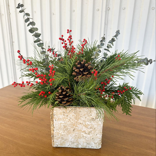 Classic Christmas Arrangement